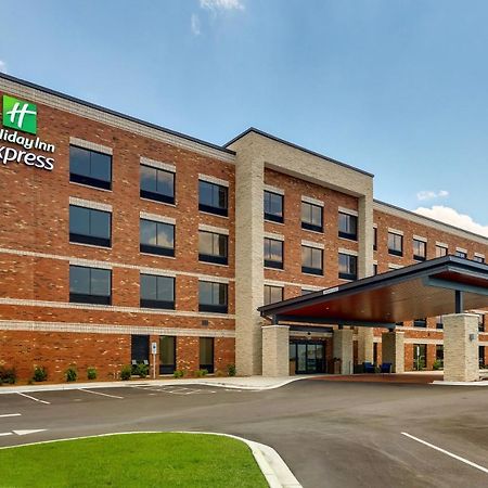 Holiday Inn Express - Wilmington - Porters Neck By Ihg Dış mekan fotoğraf