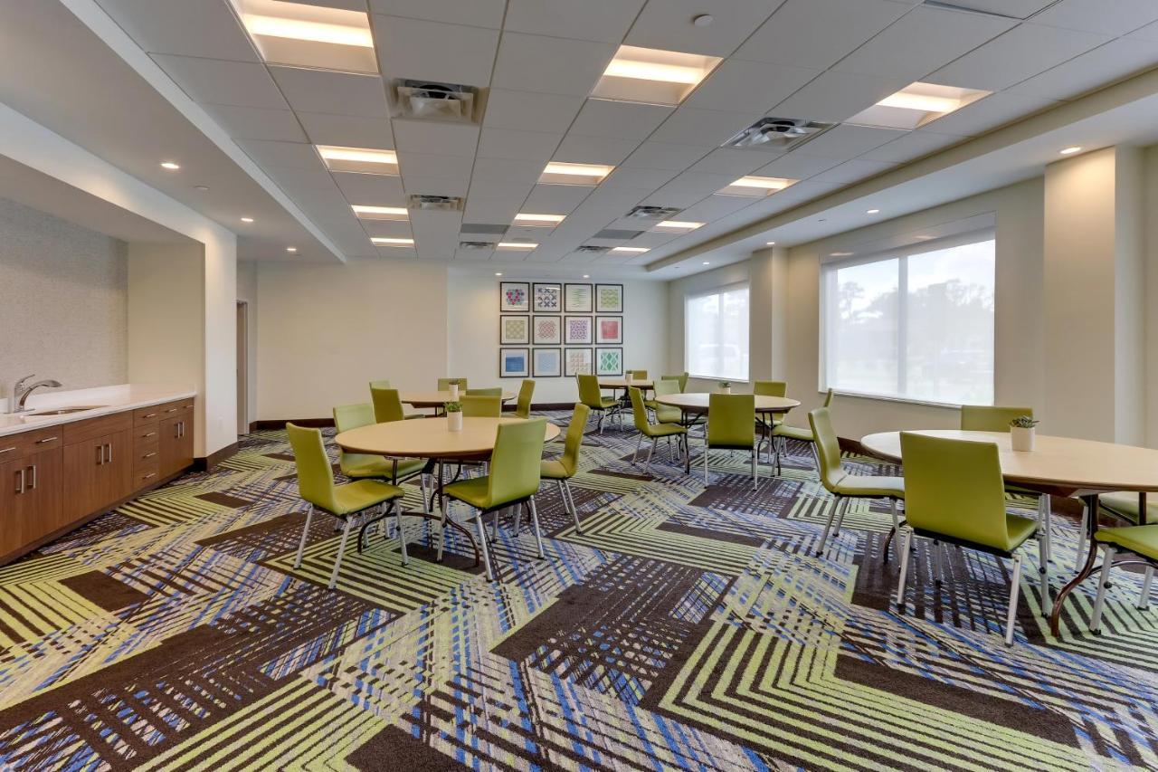 Holiday Inn Express - Wilmington - Porters Neck By Ihg Dış mekan fotoğraf