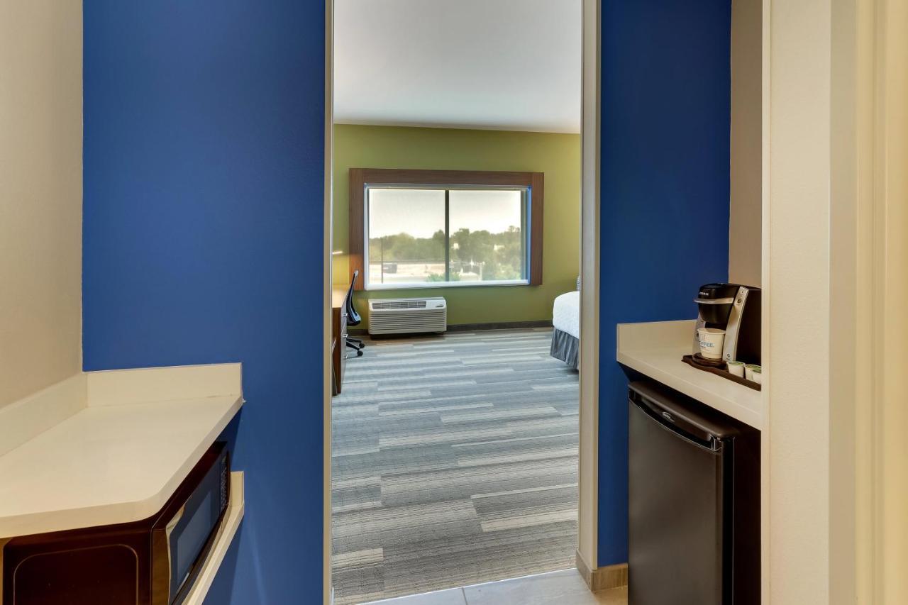 Holiday Inn Express - Wilmington - Porters Neck By Ihg Dış mekan fotoğraf